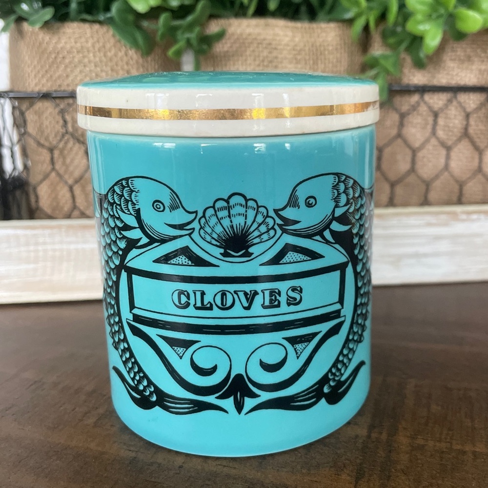 RARE Vintage Cloves DOLPHIN Portmeirion Pottery
Jar/Lid Williams-Ellis England